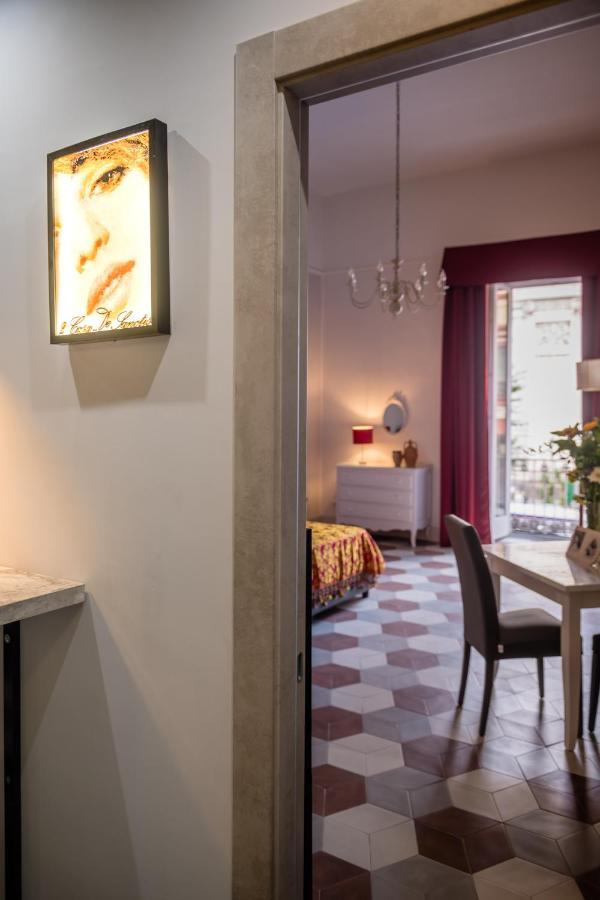 فندق Foriart Relais نابولي المظهر الخارجي الصورة